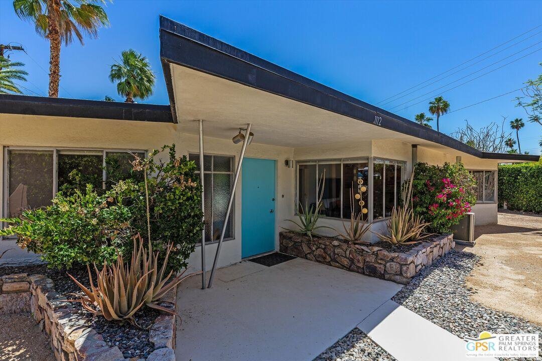 1112 N Avenida Caballeros, Palm Springs, CA