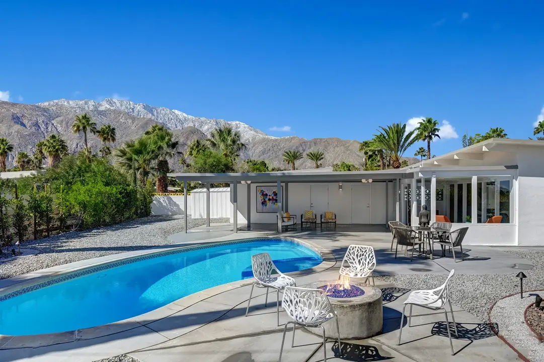 2044 Jacques Dr., Palm Springs, CA
