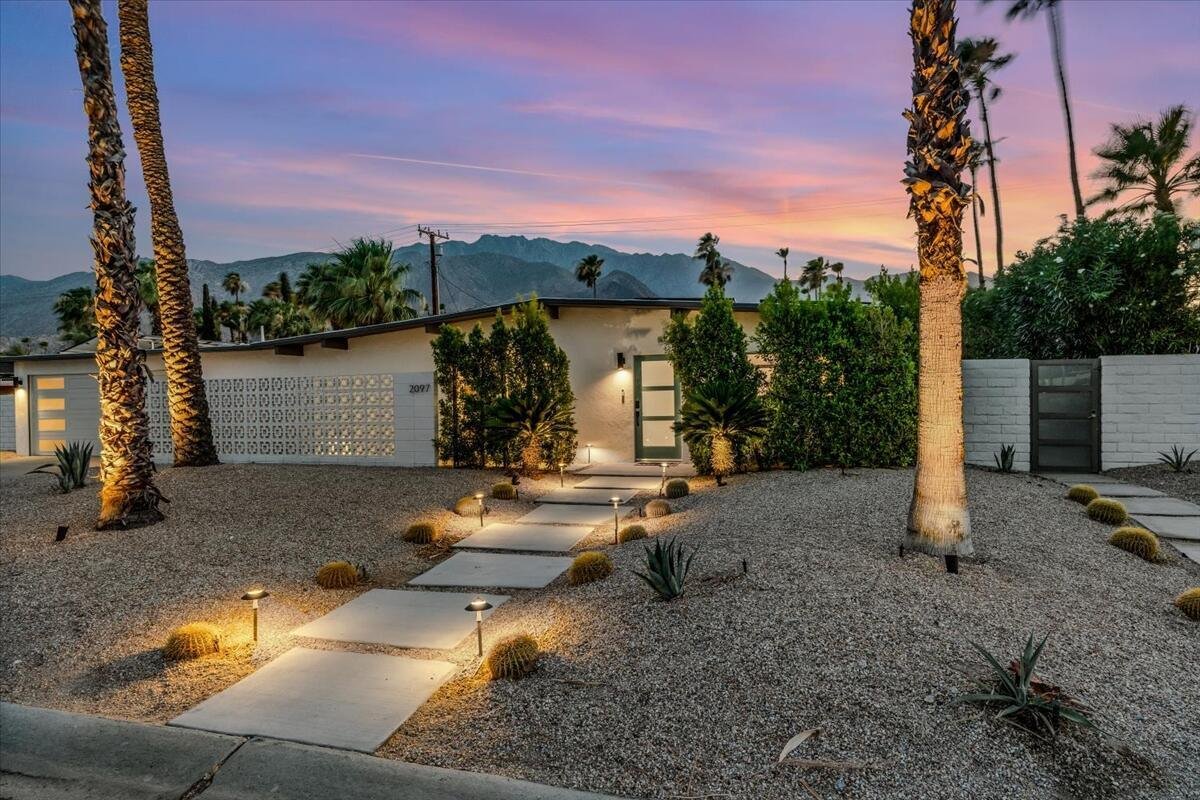 2097 N Berne Dr., Palm Springs, CA