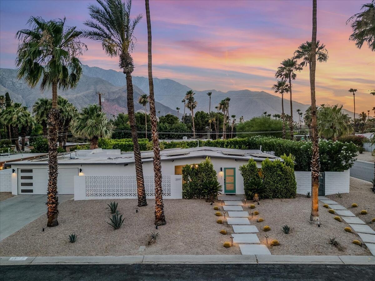 2097 N Berne Dr., Palm Springs, CA