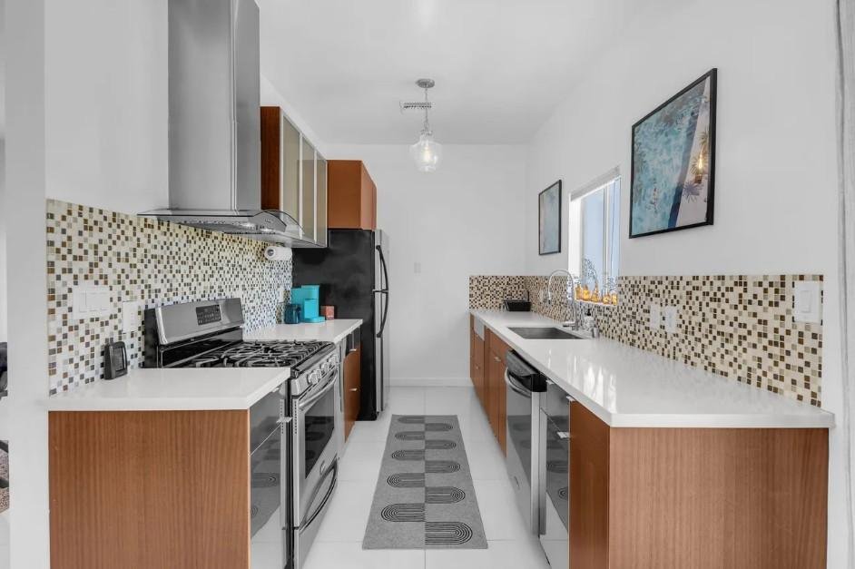 2250 Acacia Rd E, Palm Springs