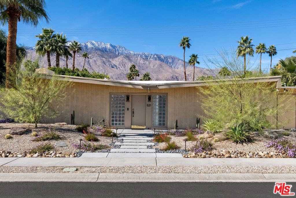 521 N Monterey Rd, Palm Springs