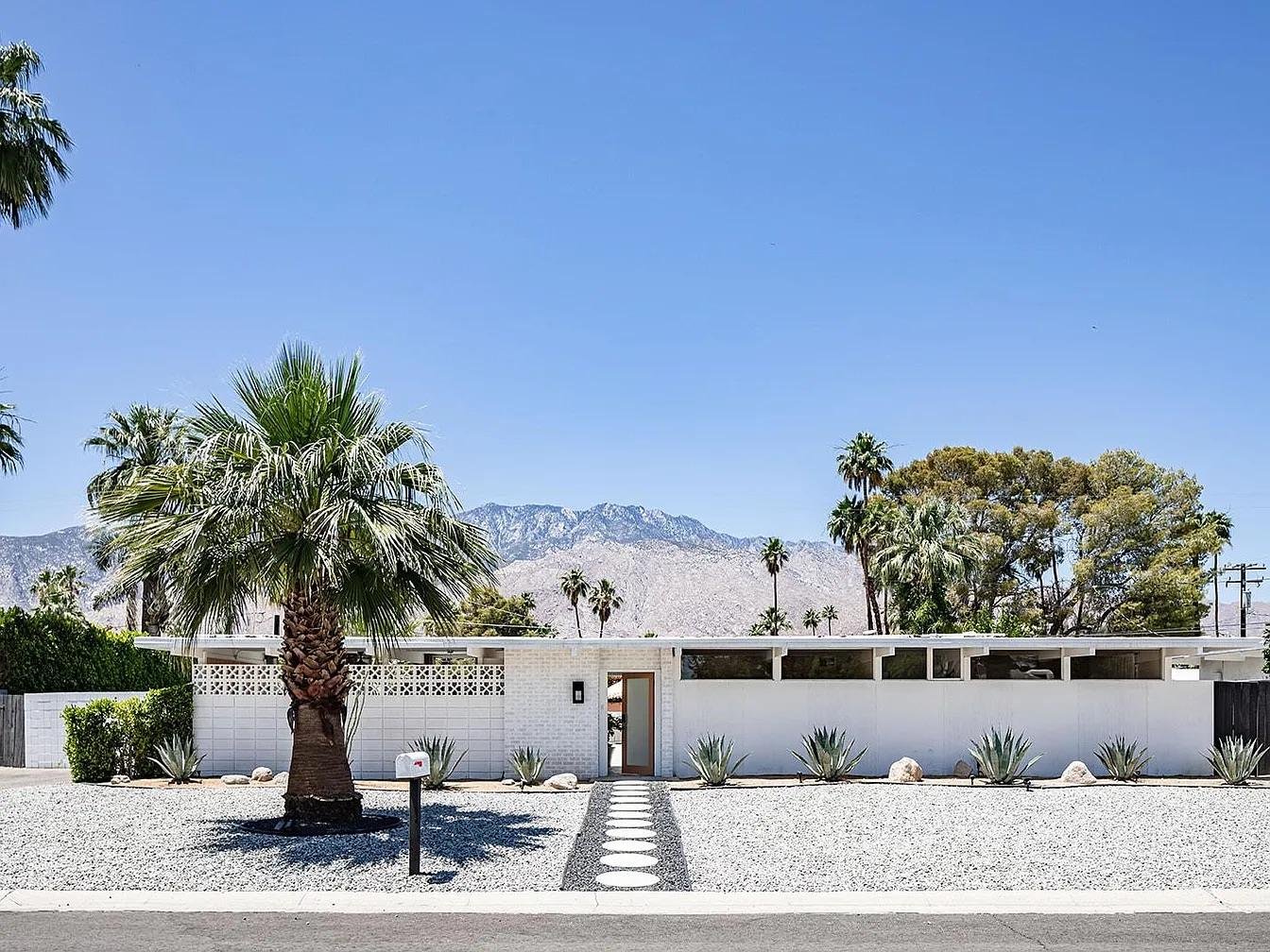 633 S Canon Dr., Palm Springs, CA